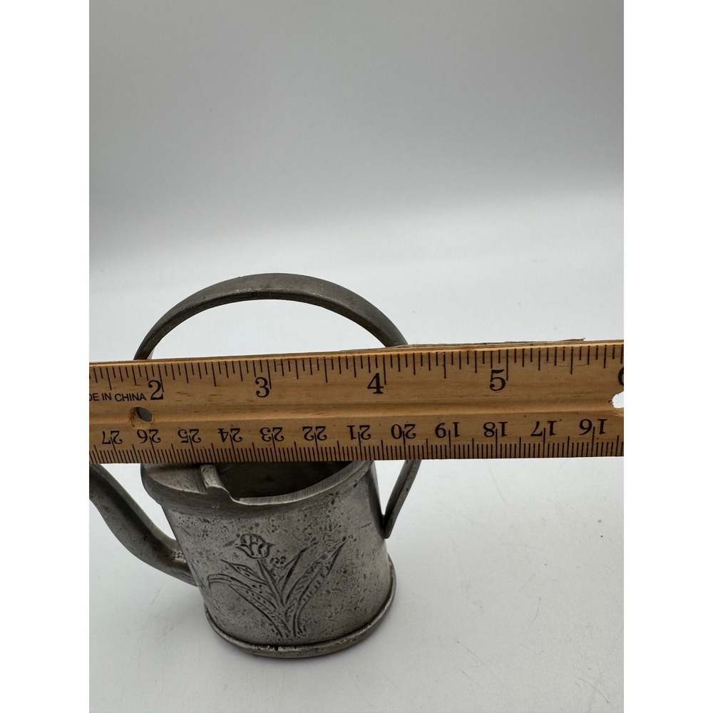 Vintage EPU Peltro Italy 95% Zinn Pewter Miniature Watering Can Tulip Floral 4.5 - Picture 7 of 10